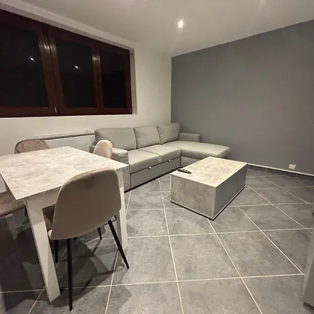 Apartment Au Pied Des Alpes Grenoble
