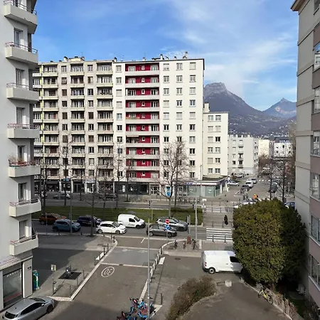 アパート Au Pied Des Alpes *